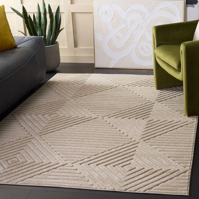 Safavieh Selena 5'-3" x 7'-6" Rug in Beige