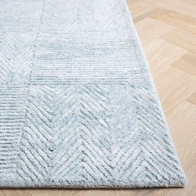 Safavieh Soho 4'-0" x 6'-0" Rug in Light Blue
