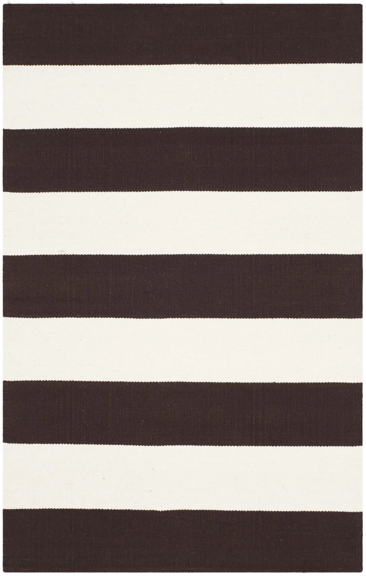 Safavieh Montauk 2'-6" x 4'-0" Rug in Chocolate / Ivory