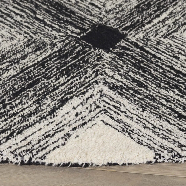 Safavieh Metro 6'-0" x 6'-0" Rug in Charcoal / Ivory