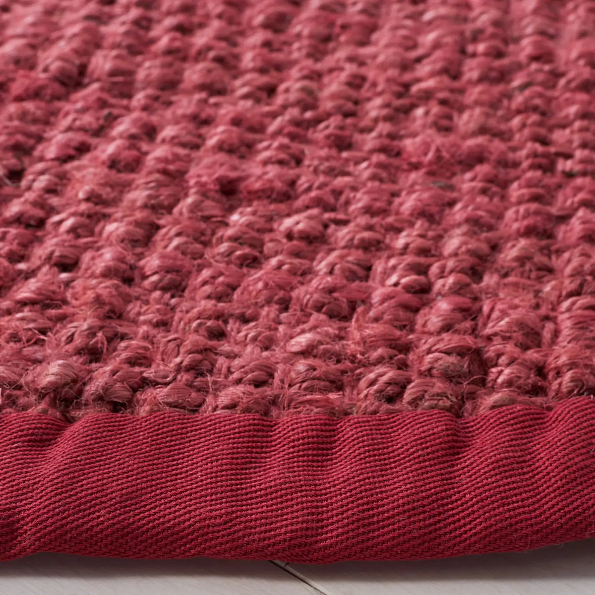 Safavieh Natural Fiber 7'-0" x 7'-0" Rug in Red