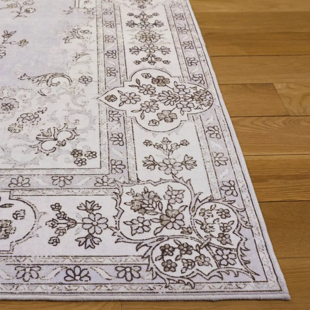 Safavieh Arizona 5'-0" x 8'-0" Rug in Beige / Ivory