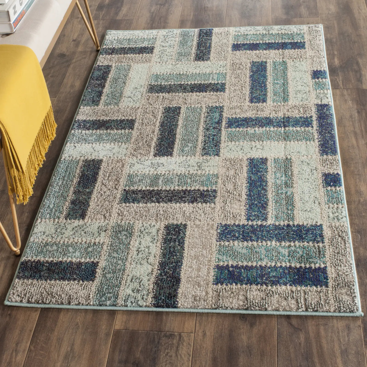 Safavieh Monaco 3'-0" x 5'-0" Rug in Grey / Blue