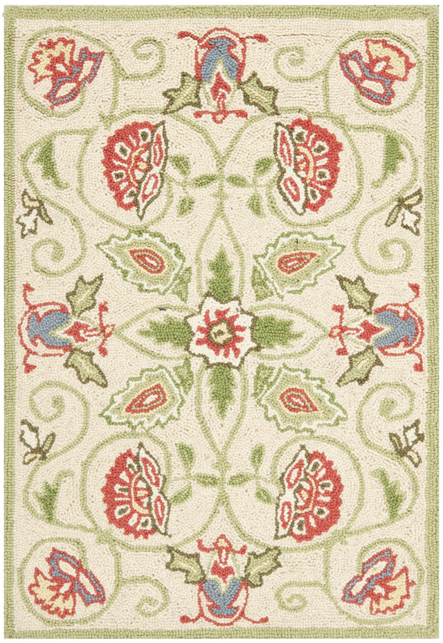 Safavieh Chelsea 1'-8" x 2'-6" Rug in Beige / Green