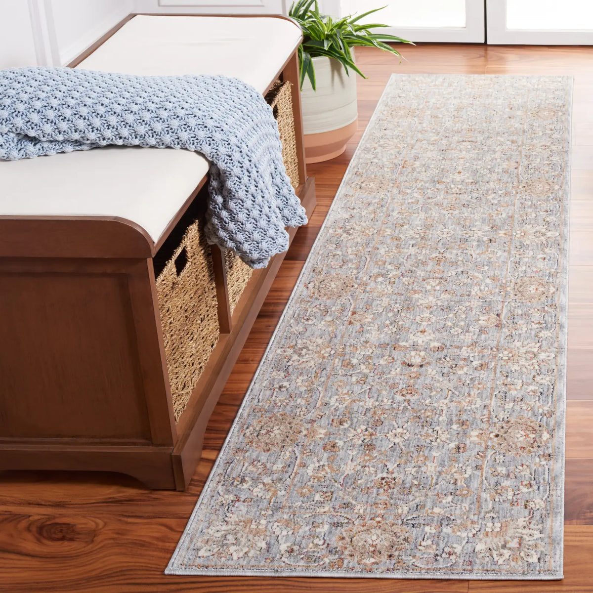 Safavieh Harlow 2'-0" x 8'-0" Rug in Grey Blue / Ivory