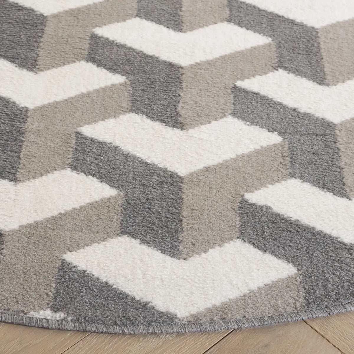 Safavieh Pyramid 6'-7" x 6'-7" Rug in Grey / Ivory
