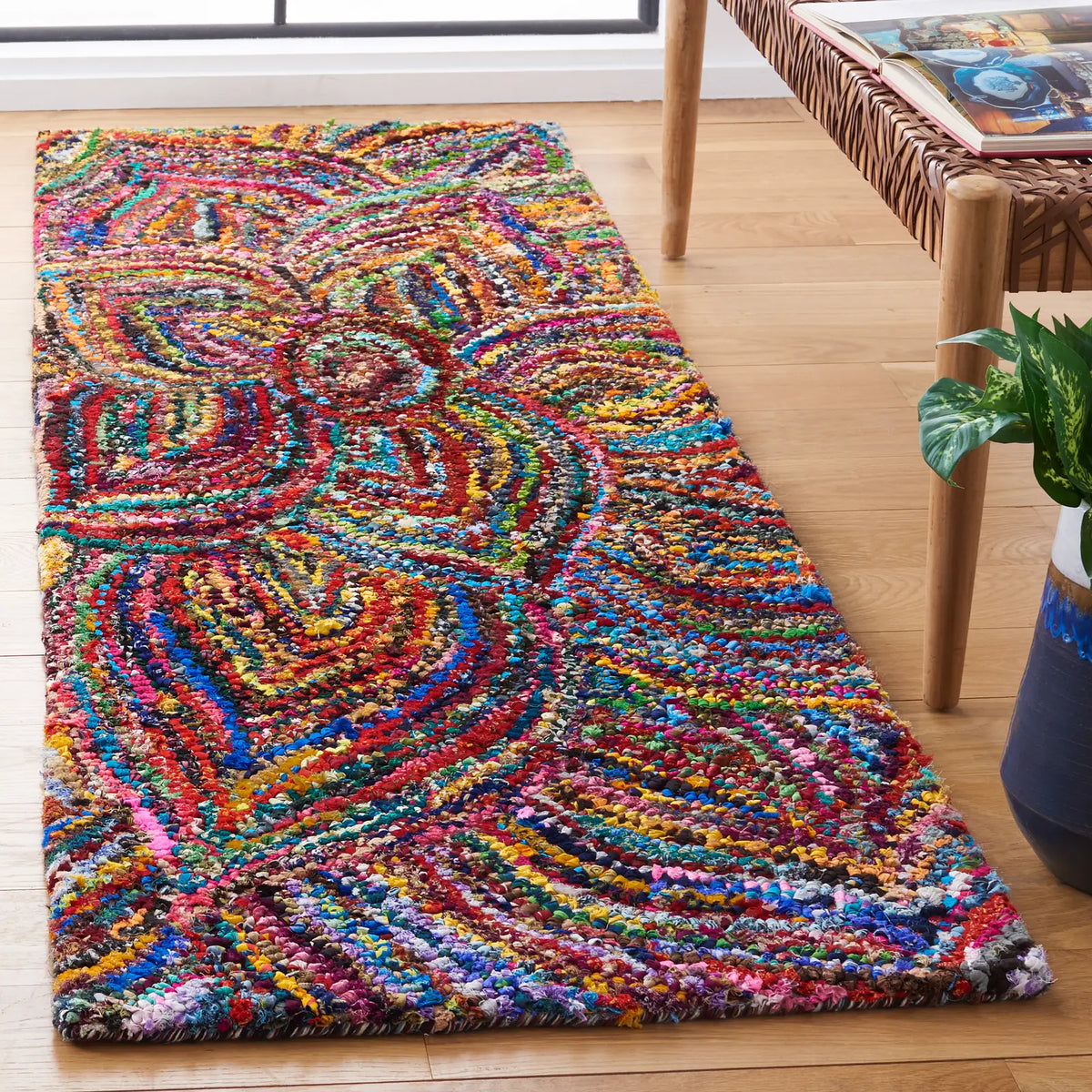 Safavieh Nantucket 2'-3" x 10'-0" Rug in Multi