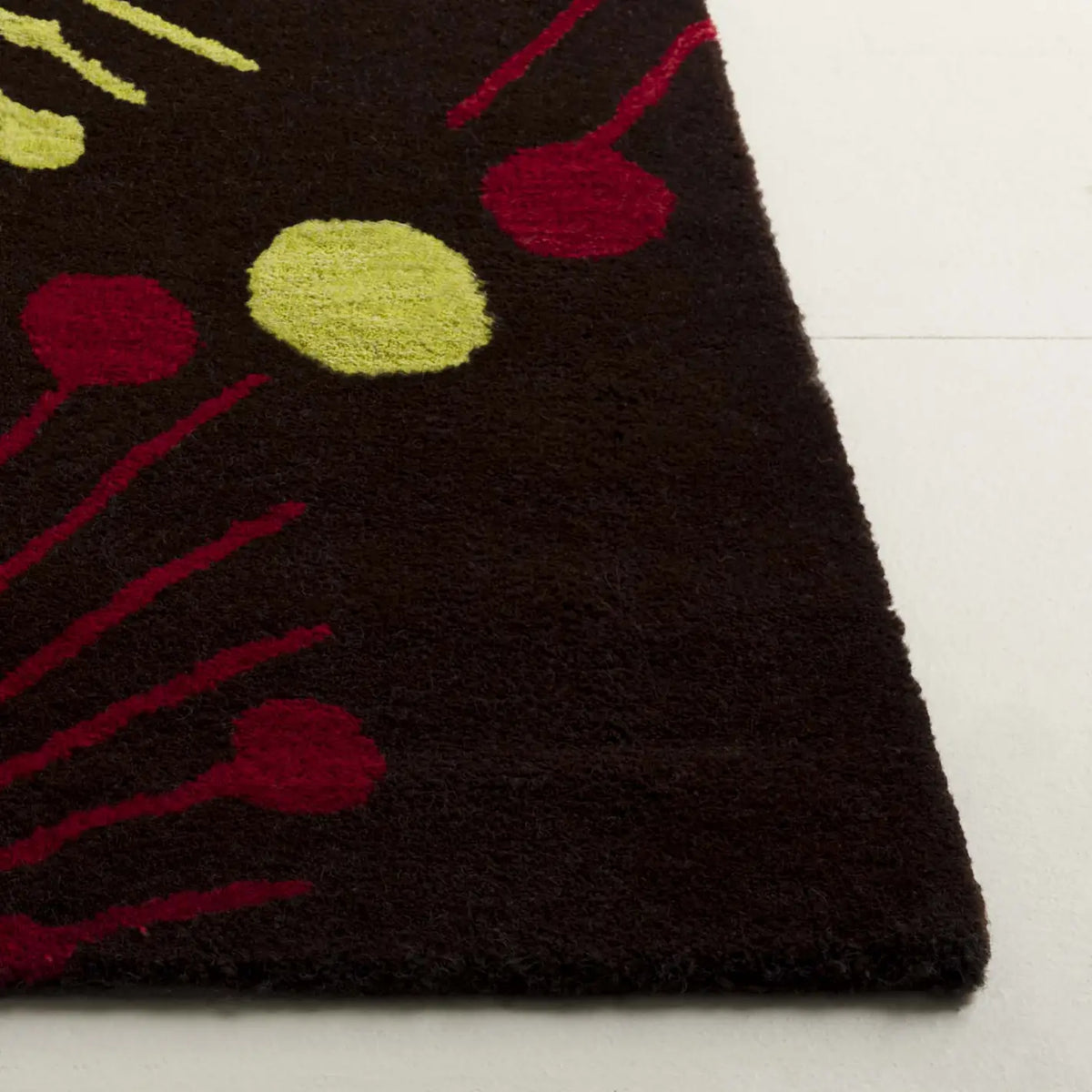 Safavieh Soho 3'-6" x 5'-6" Rug in Brown / Multi