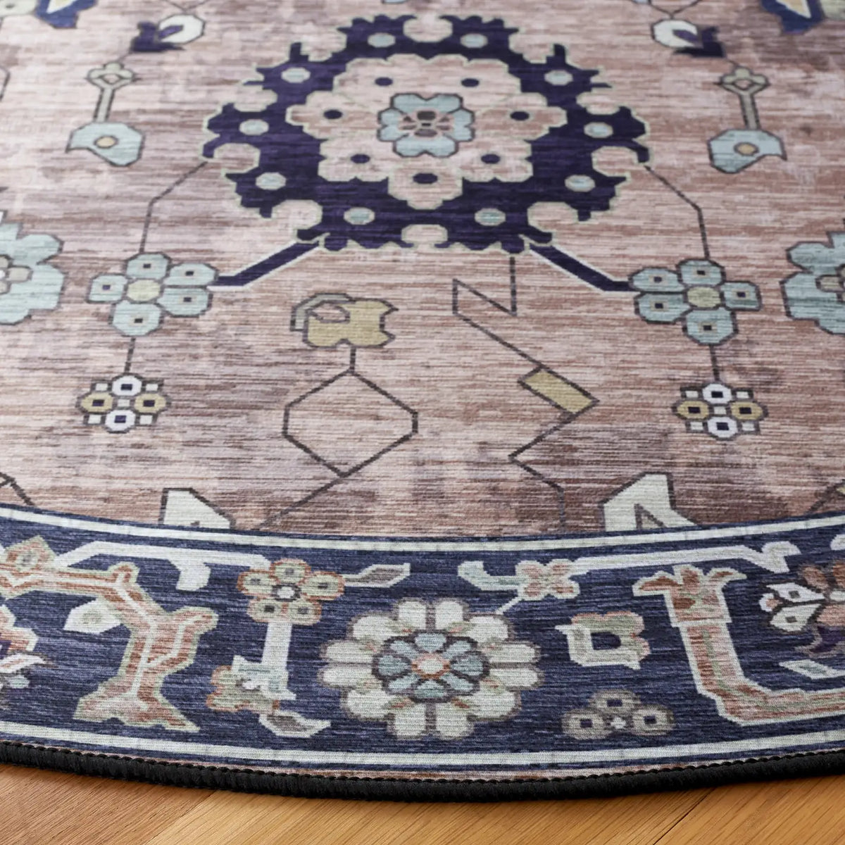 Safavieh Tucson 6'-0" x 6'-0" Rug in Light Blue / Navy