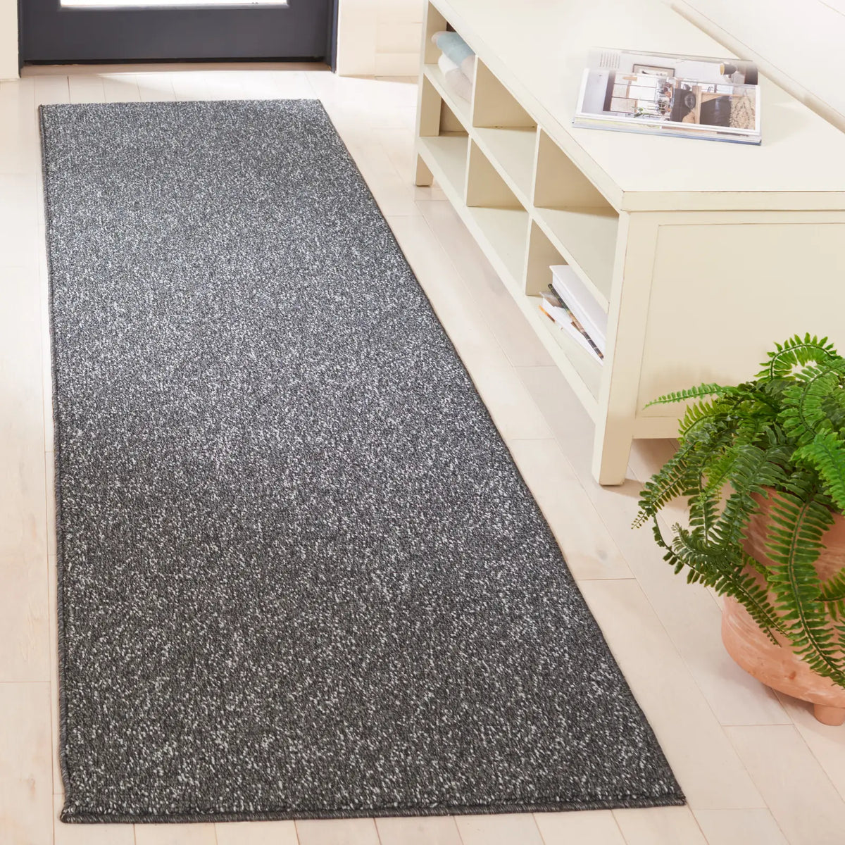 Safavieh River 2'-2" x 8'-0" Rug in Charcoal