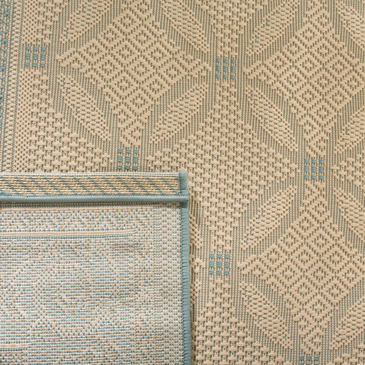 Safavieh Courtyard 5'-3" x 7'-7" Rug in Cream / Aqua