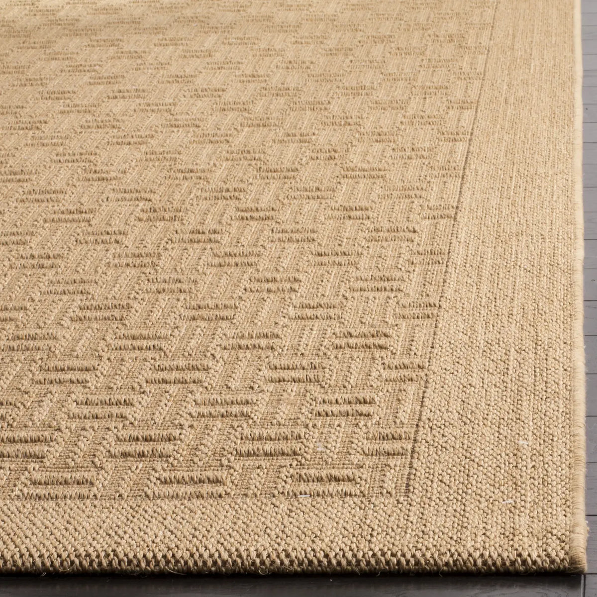 Safavieh Palm Beach 4'-0" x 6'-0" Rug in Maize