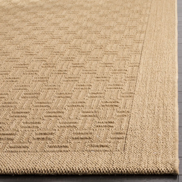 Safavieh Palm Beach 4'-0" x 6'-0" Rug in Maize
