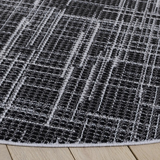 Safavieh Mila 6'-7" x 6'-7" Rug in Light Grey / Black