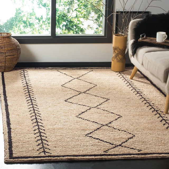 Safavieh Bohemian 4'-0" x 6'-0" Rug in Ivory / Black