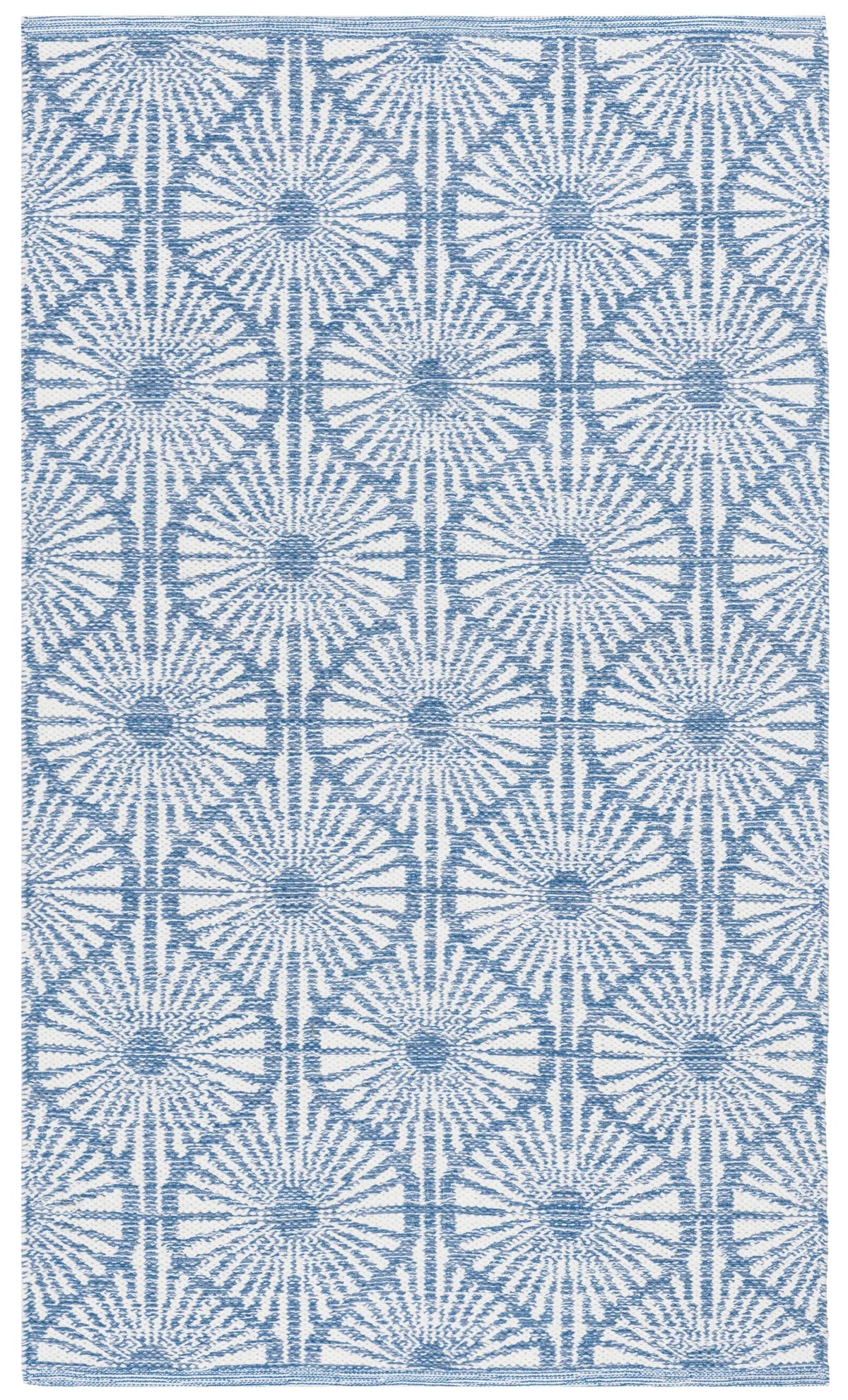 Safavieh Montauk 3'-0" x 5'-0" Rug in Blue / Ivory