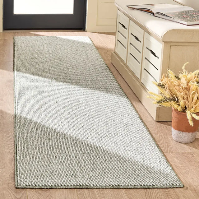 Safavieh River 2'-2" x 8'-0" Rug in Green / Ivory