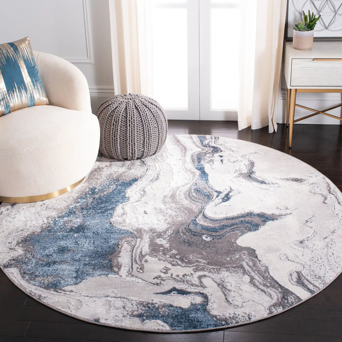 Safavieh Amelia 6'-7" x 6'-7" Rug in Grey / Blue