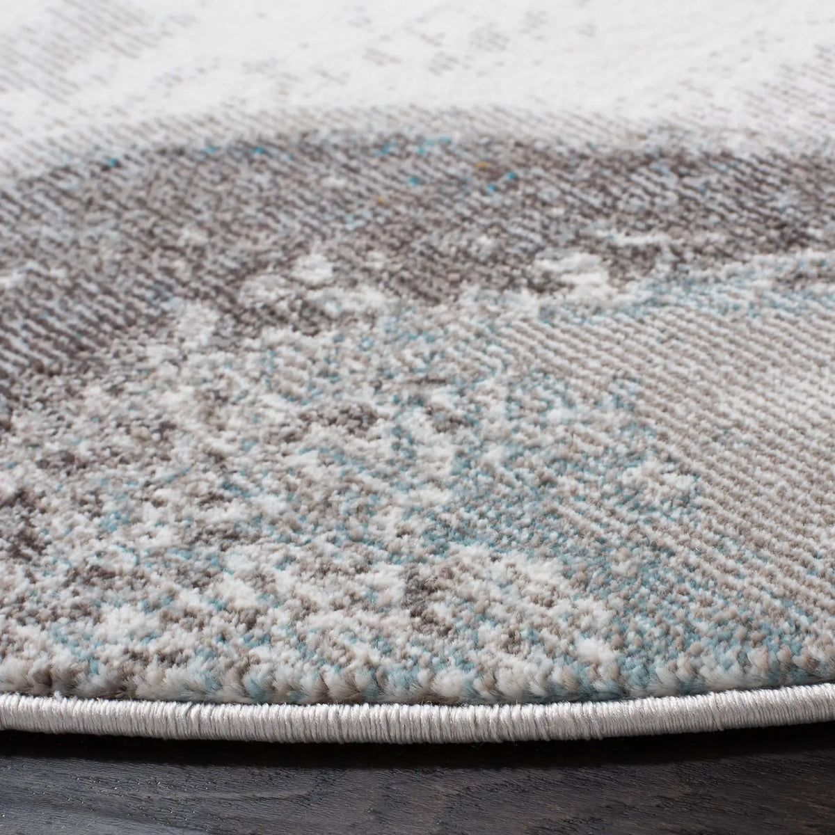 Safavieh Aria 6'-5" x 6'-5" Rug in Ivory / Plum