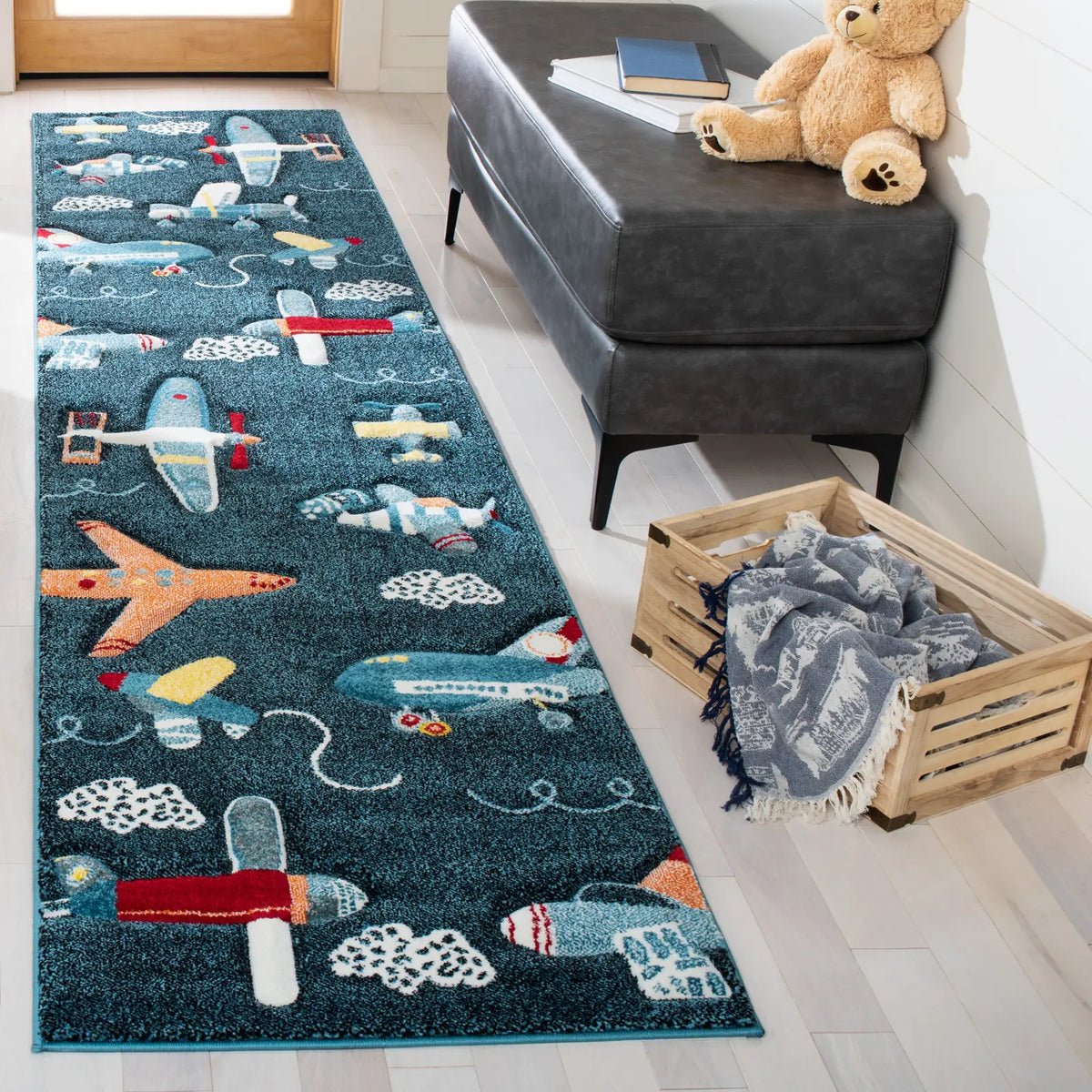 Safavieh Carousel Kids 100 2'-3" x 10'-0" Rug in Navy / Ivory