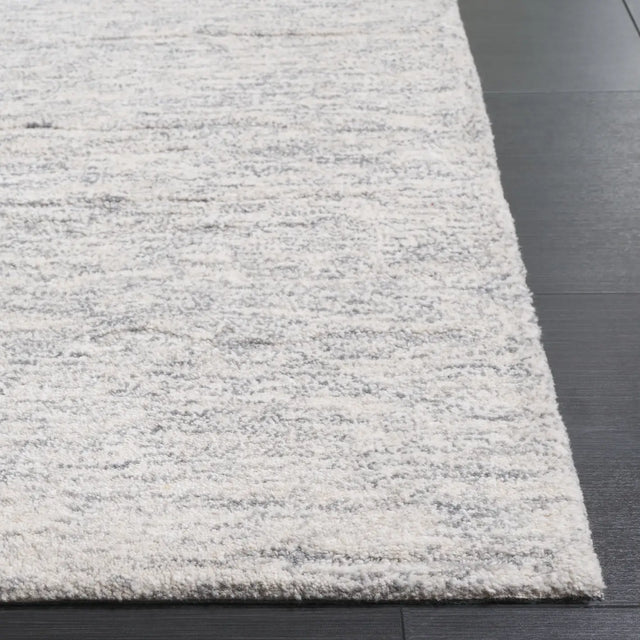 Safavieh Ebony 4'-0" x 6'-0" Rug in Ivory / Dark Grey