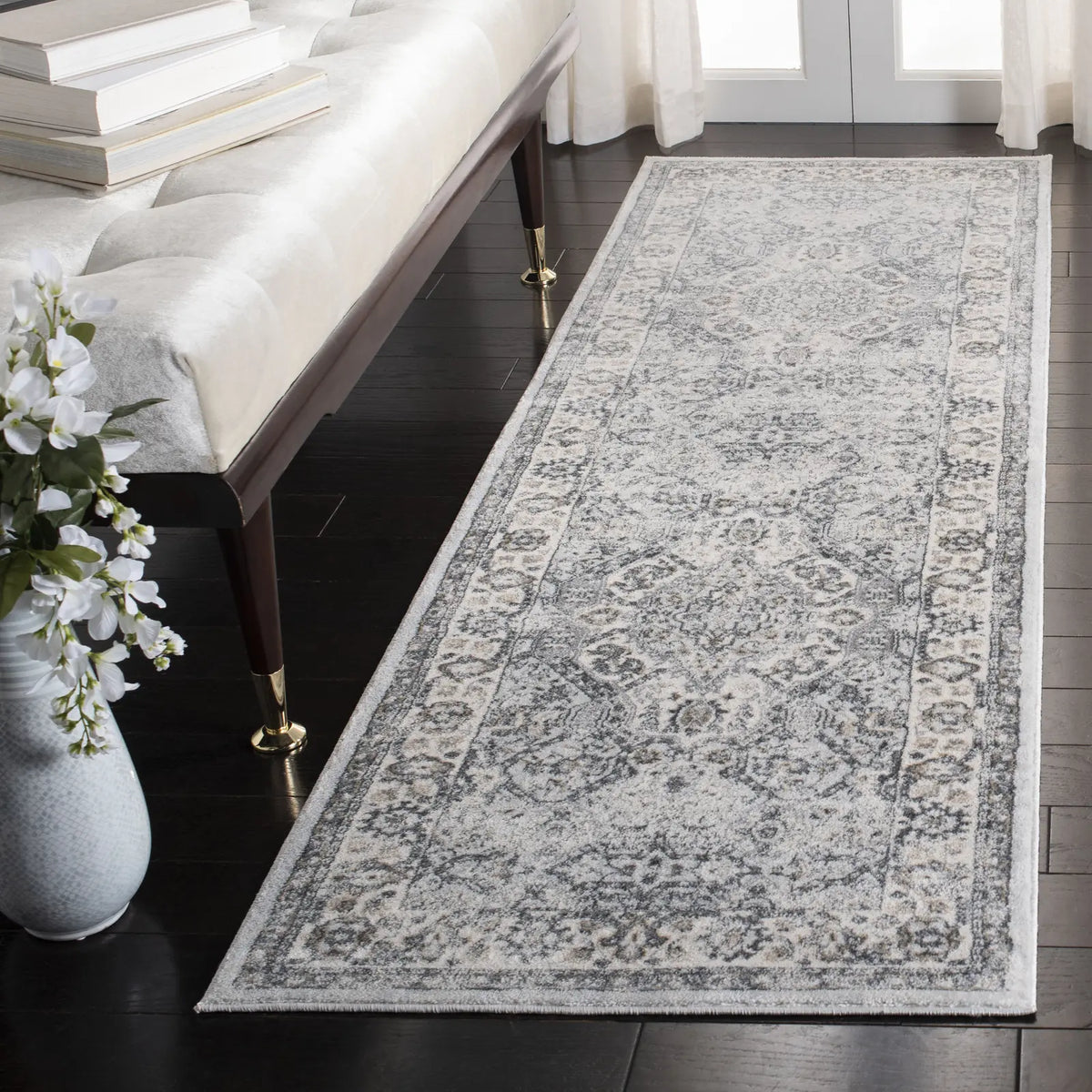 Safavieh Isabella 2'-2" x 11'-0" Rug in Dark Grey / Cream