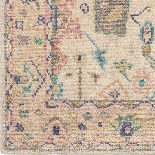 Chandra Wendi WEN-58101 Ivory / Tan / Green / Multi rug, close-up detail