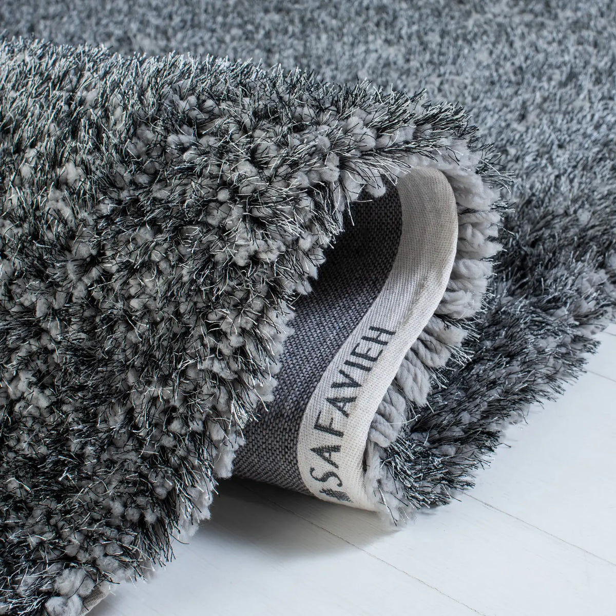 Safavieh Shag 4'-0" x 6'-0" Rug in Dark Grey