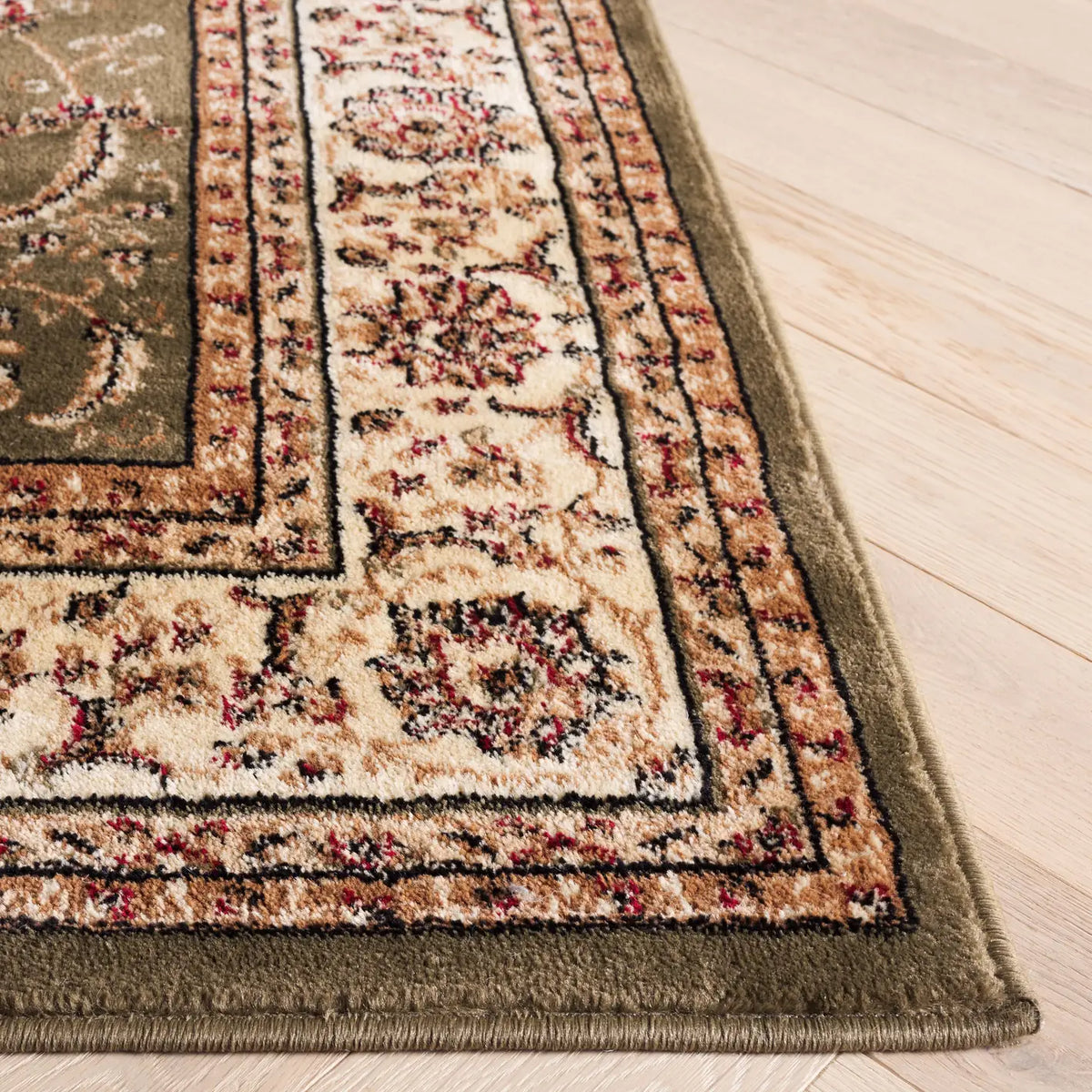 Safavieh Lyndhurst 4'-0" x 6'-0" Rug in Sage / Ivory