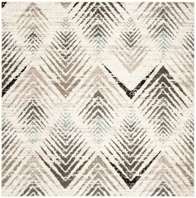Safavieh Amsterdam 6'-7" x 6'-7" Rug in Cream / Beige