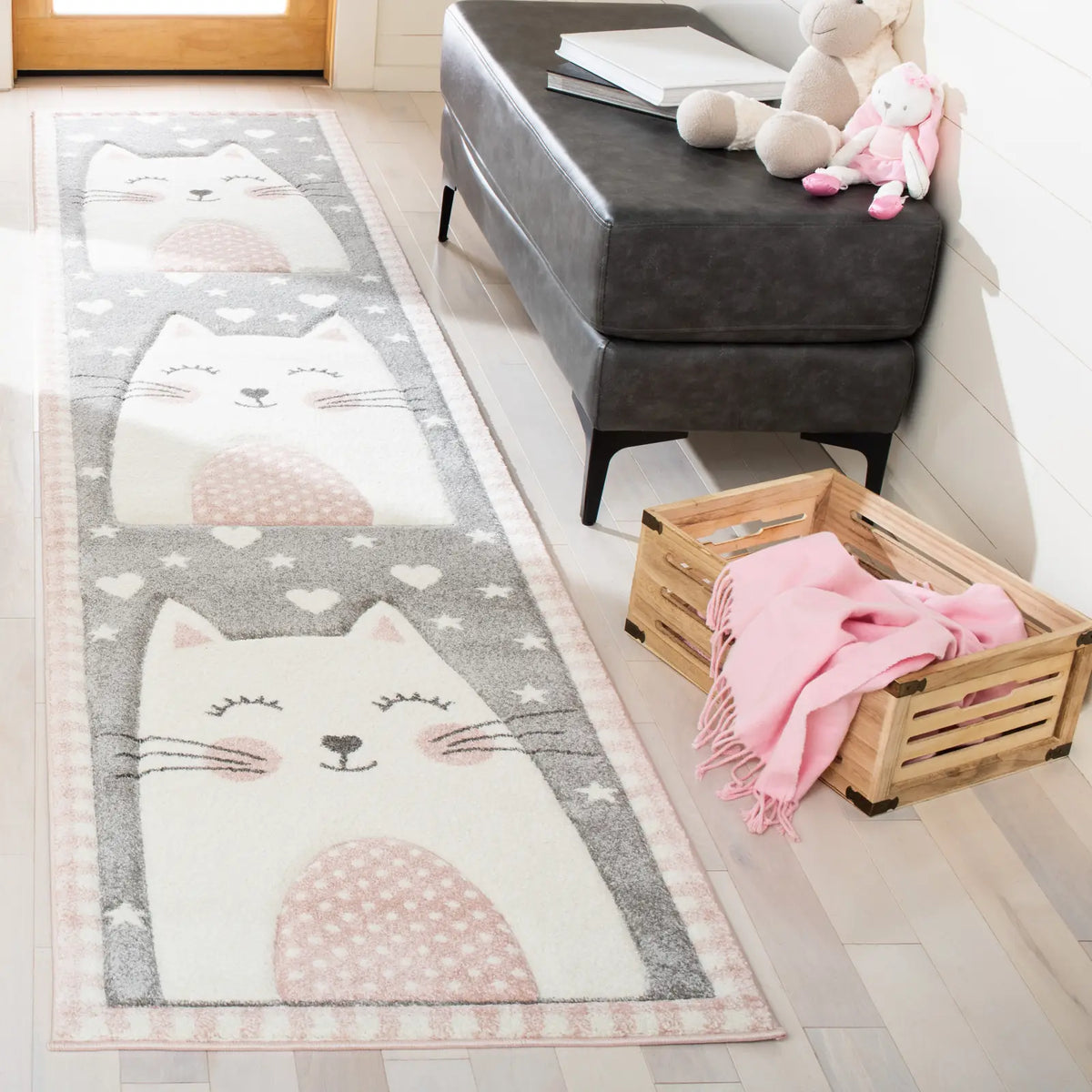 Safavieh Carousel Kids 100 2'-3" x 10'-0" Rug in Pink / Grey