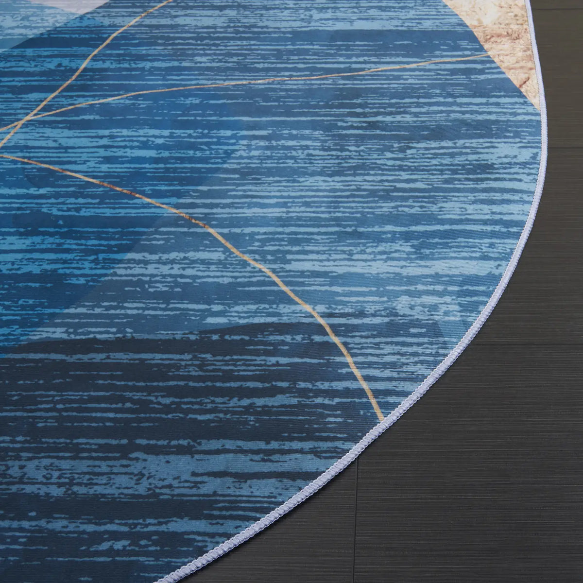 Safavieh Tacoma 5'-0" x 8'-0" Rug in Blue / Gold