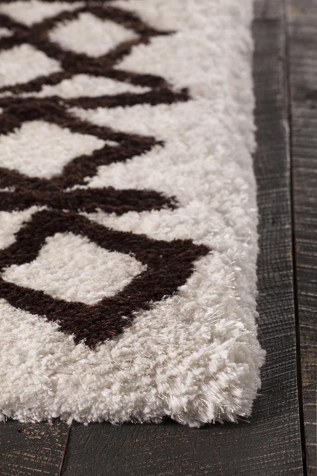 Chandra Aerona AER-40002 White and Brown rug, corner detail