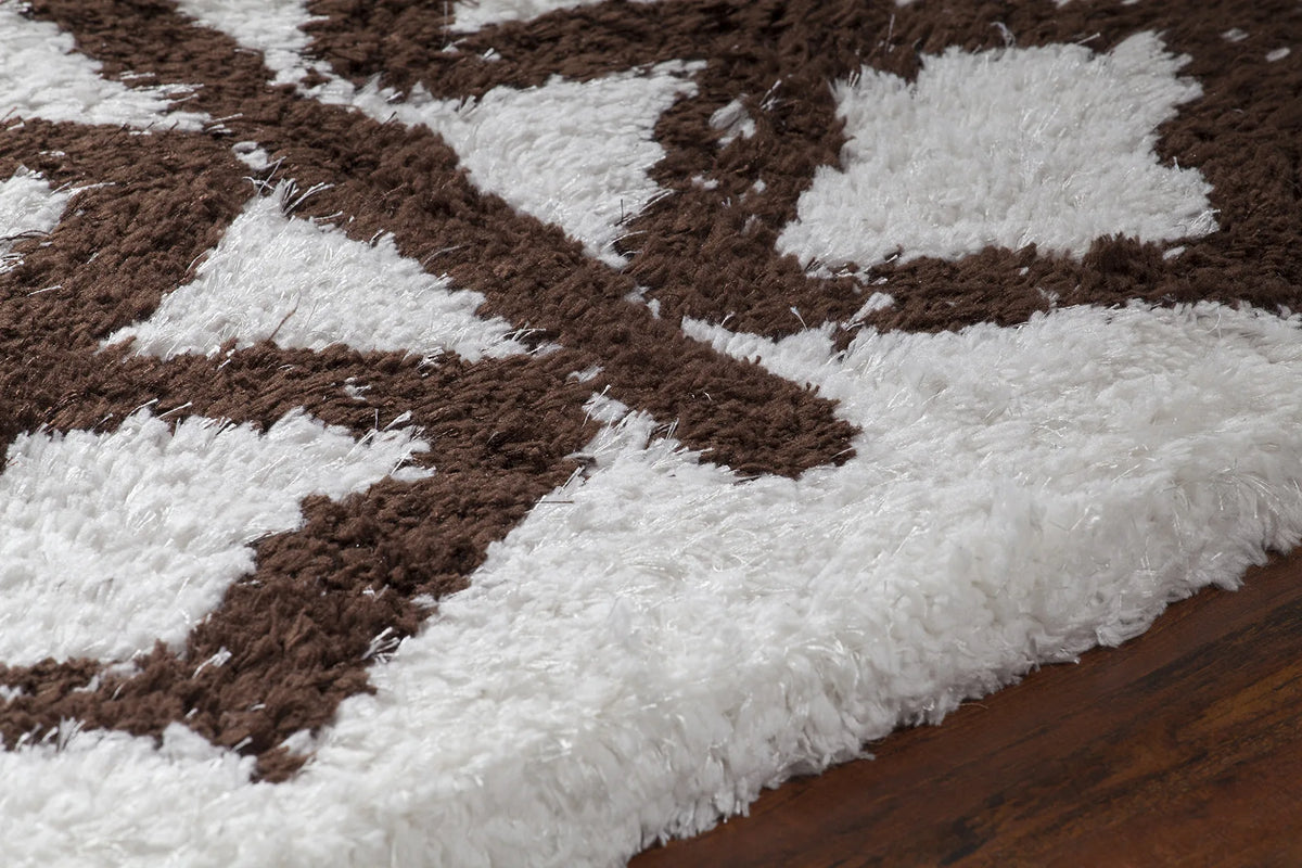 Chandra Aerona AER-40002 White and Brown rug, side detail view