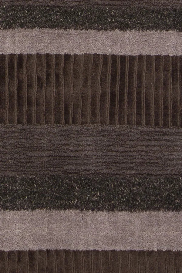Chandra Amigo AMI-30501 Brown rug, texture close-up