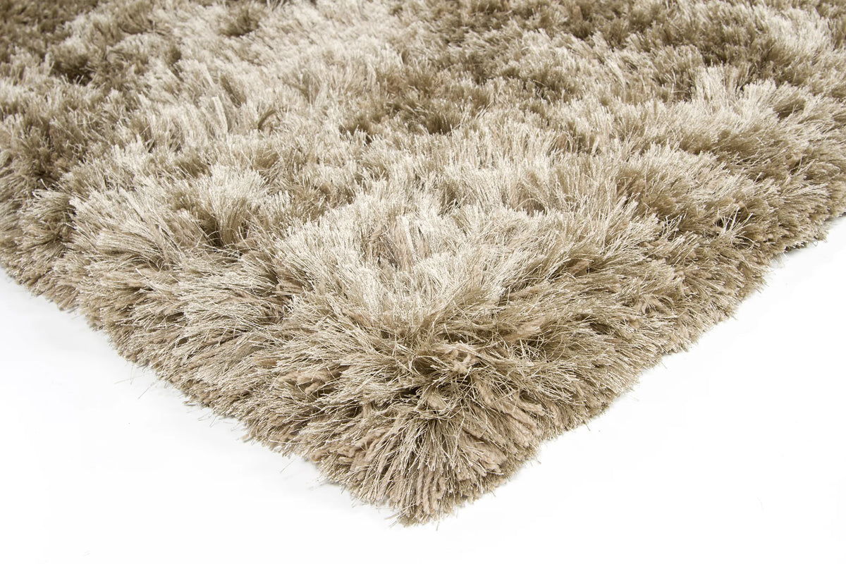Chandra Celecot CEL-4701 Taupe rug, corner detail