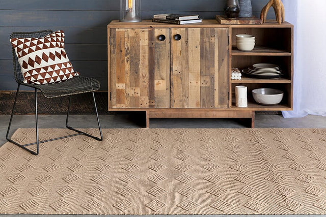 Chandra Art art-3550 Tan & Ivory Rugs.