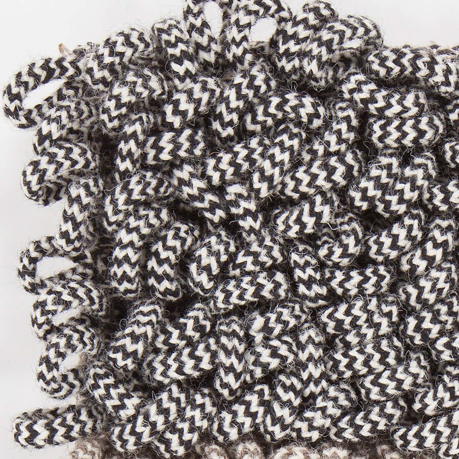 Chandra Evelyn Eve38600 Black Rugs.