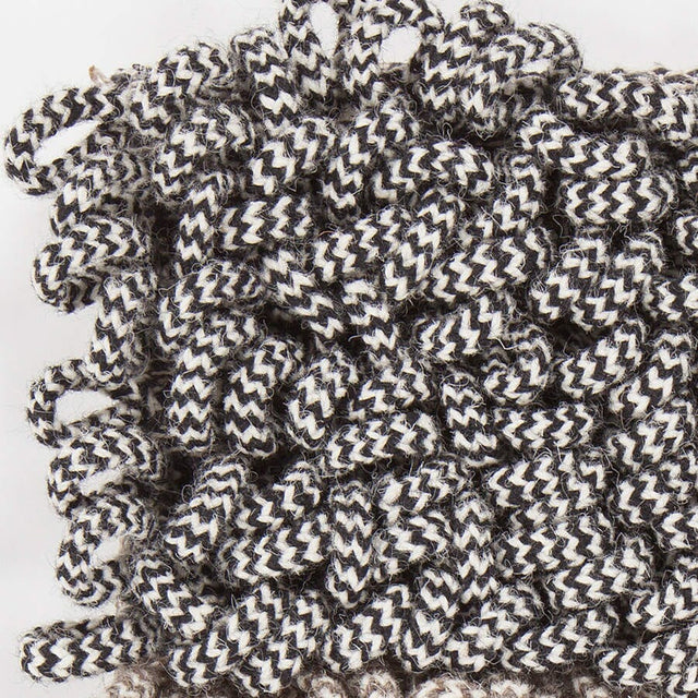 Chandra Evelyn Eve38600 Black Rugs.