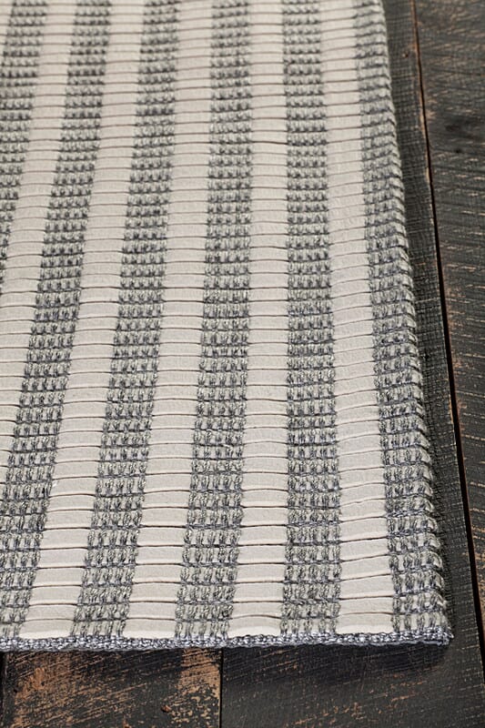 Chandra Gisela Gis38900 Ivory Rugs.