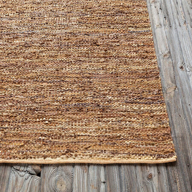 Chandra Saket sak-3706 Tan & Ivory Rugs.