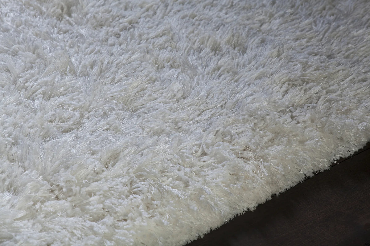 Chandra Elsa ELS-45400 White rug, side detail view