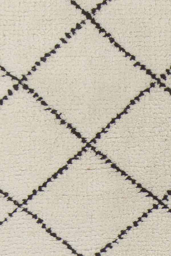 Chandra Gaia GAI-10901 White and Black rug, texture close-up