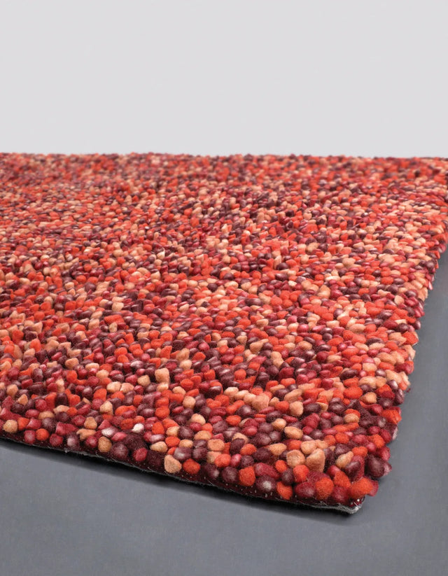 Chandra Gems GEM-9600 Red and Maroon and Orange rug, corner detail