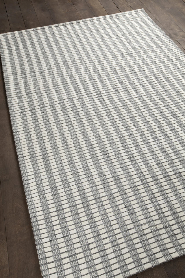 Chandra Gisela GIS-38900 Ivory rug, angled side view