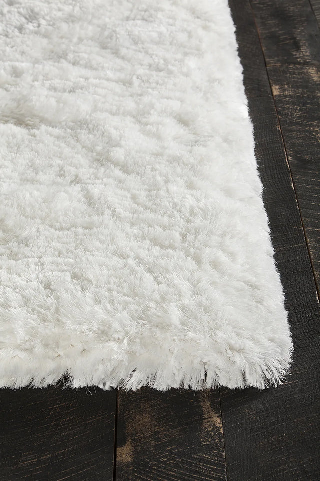 Chandra Giulia GIU-27802 Ivory rug, corner detail