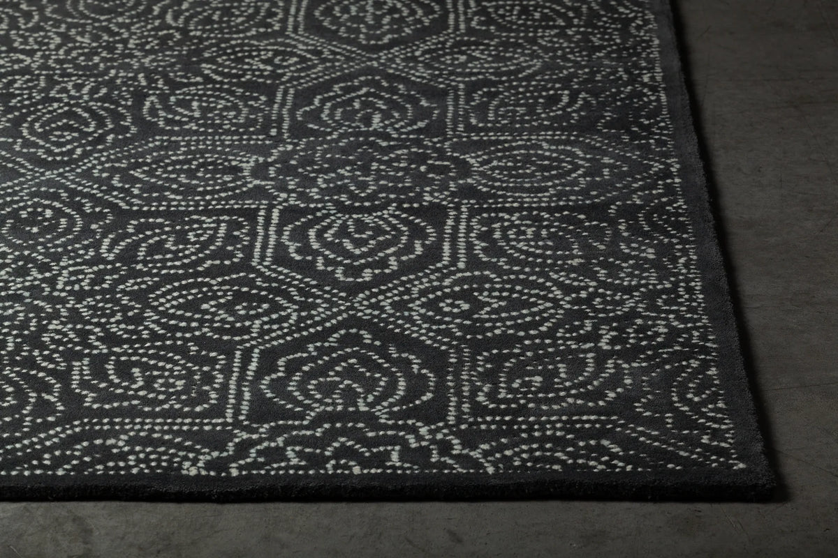 Chandra Hailee HAI-49600 Black and White rug, corner detail