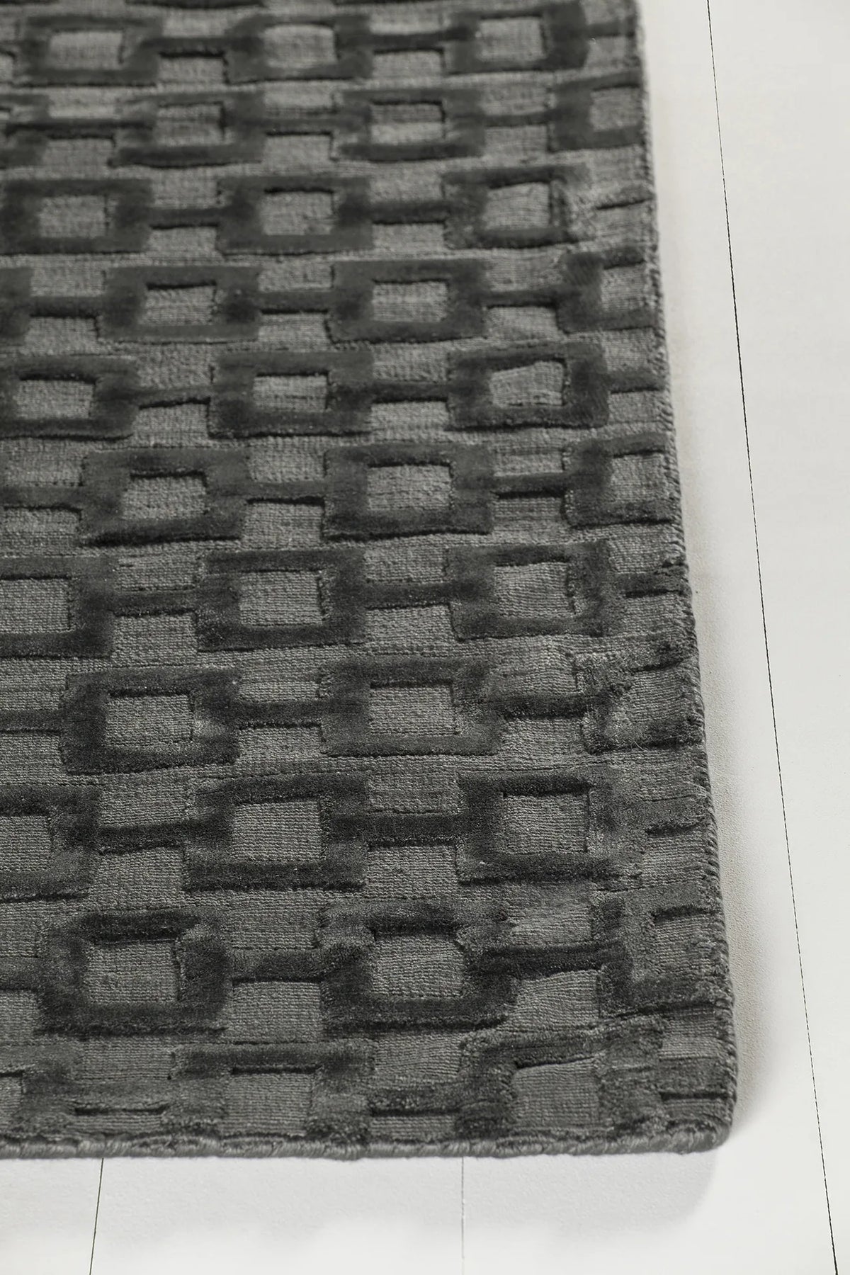 Chandra Hallie HAL-45001 Charcoal rug, corner detail
