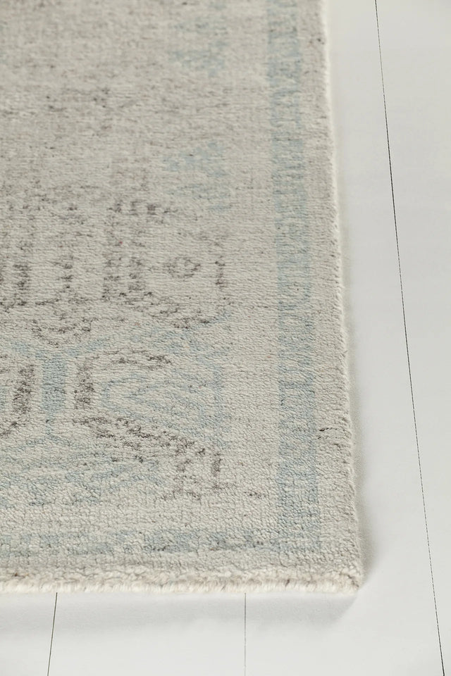 Chandra Isla ISL-44202 White and Blue and Grey rug, corner detail
