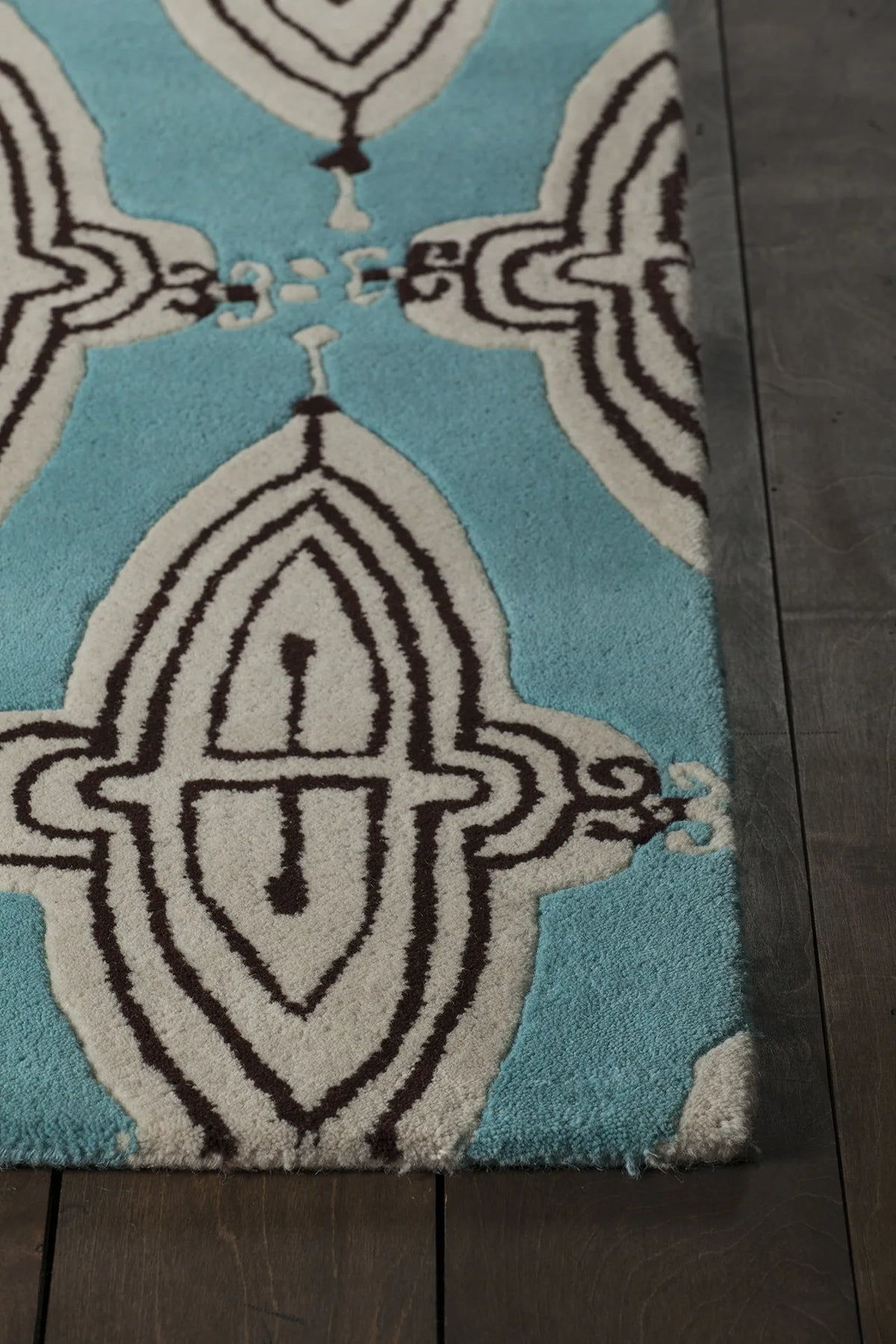 Chandra Jessica Swift JES-28902 Blue and White and Black rug, corner detail